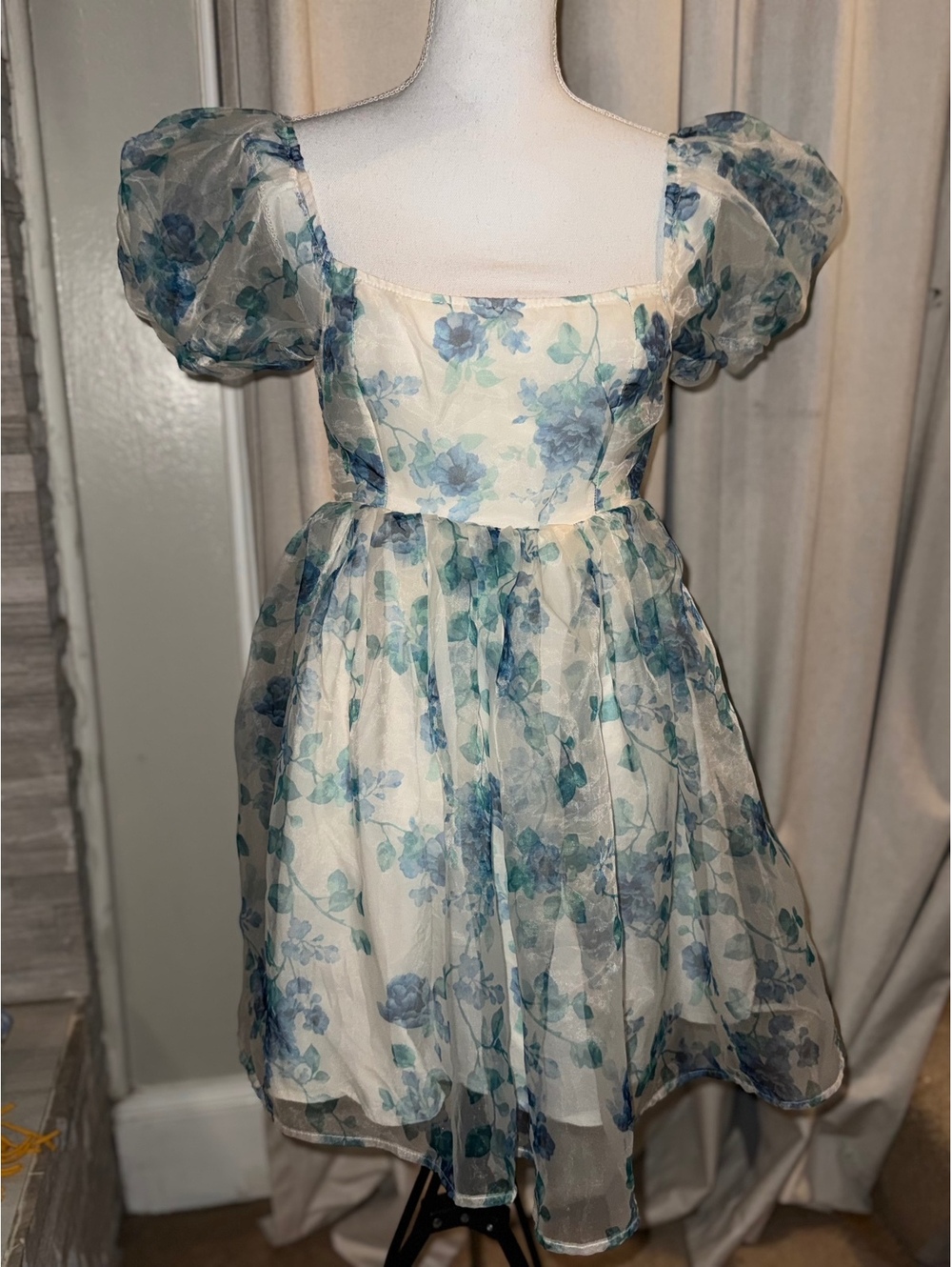 Title: Altar’d State Blue Floral Organza Puff Sleeve Mini Dress Size S